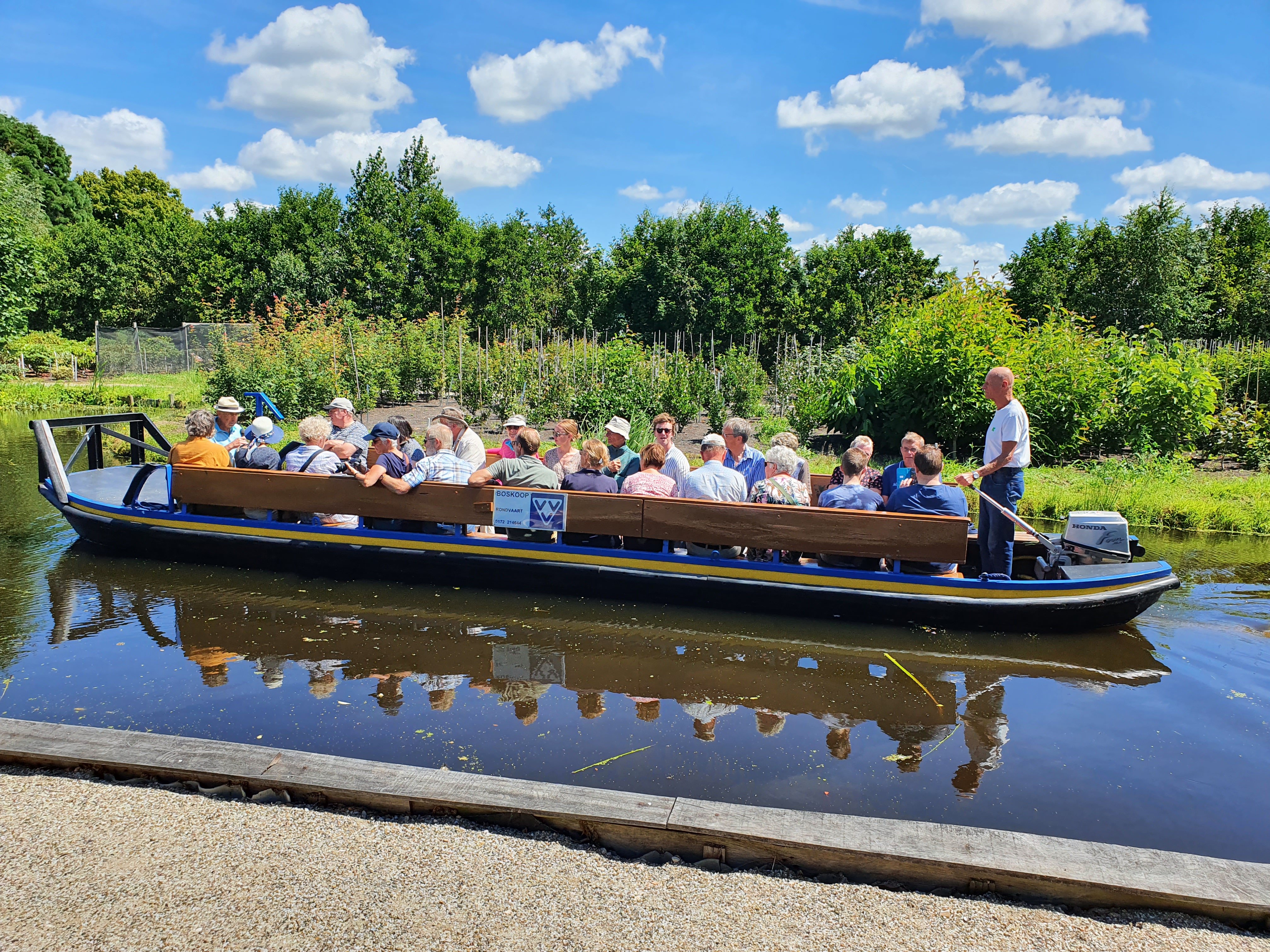 Rondvaarten_en_Promotie_Boskoop_b