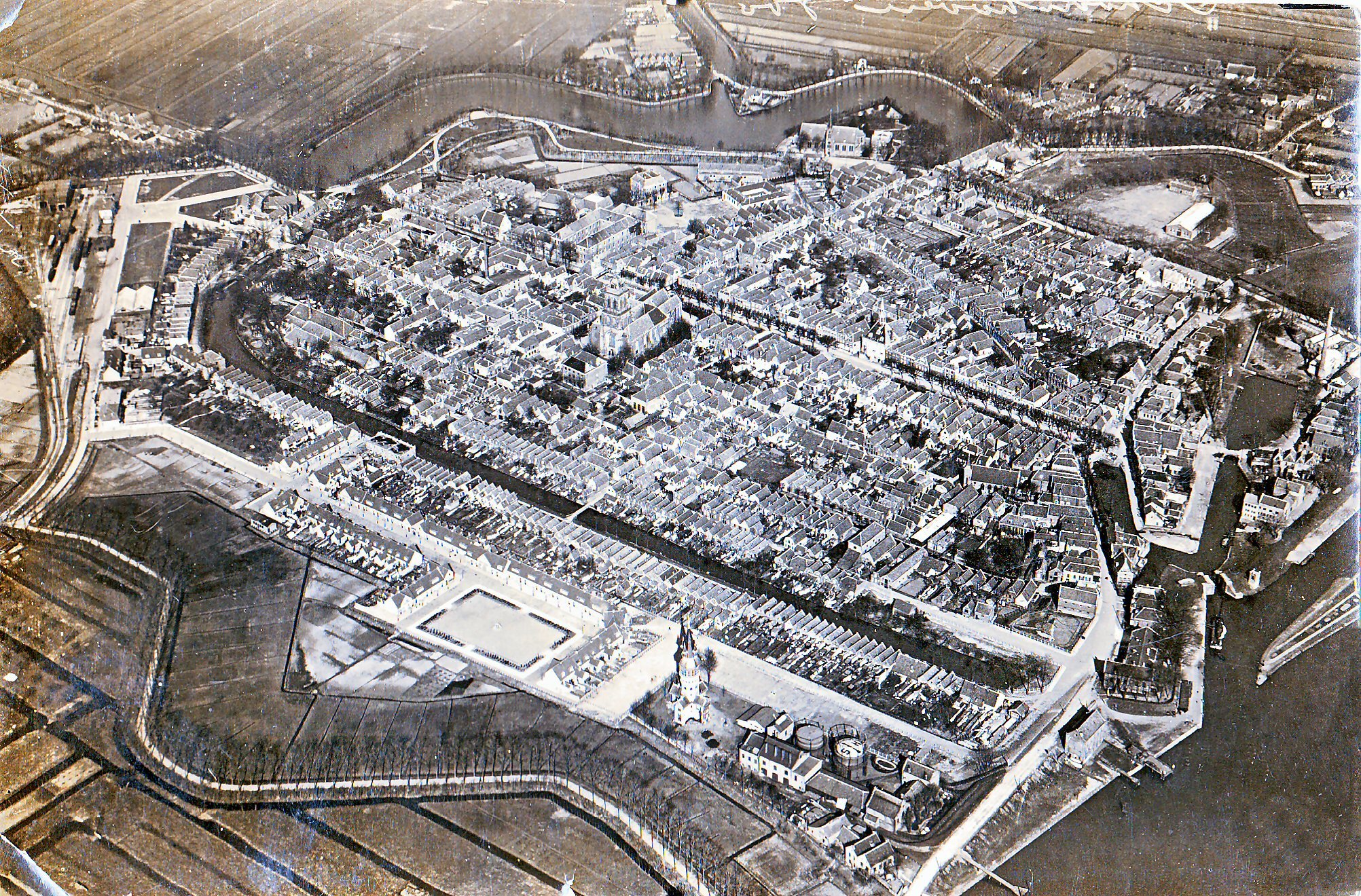 Stichting_Staddswandeling_Schoonhoven_Luchtfoto_b